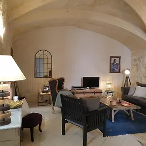 Apartment Rental-cote Forum., Arles